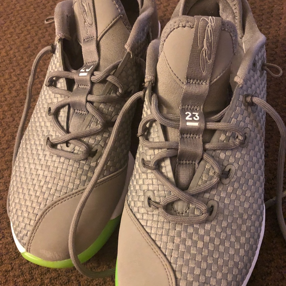 Labrons